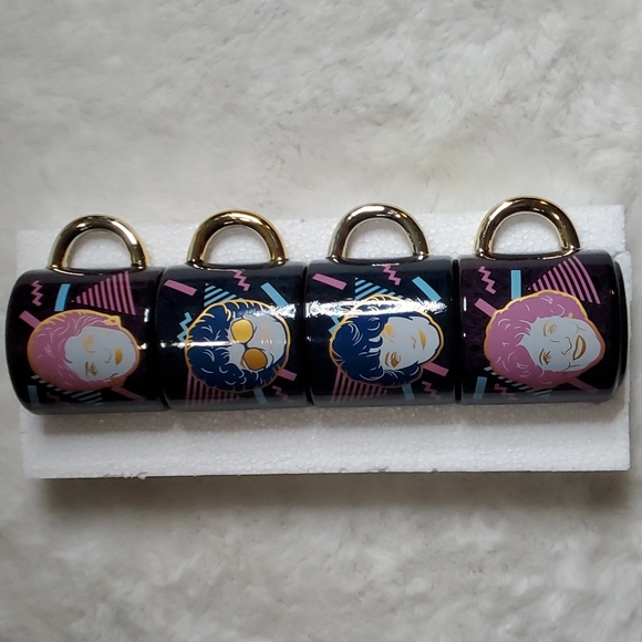 Golden Girls Stacking Ceramic Mugs Set of 4 - Picture 10 of 12